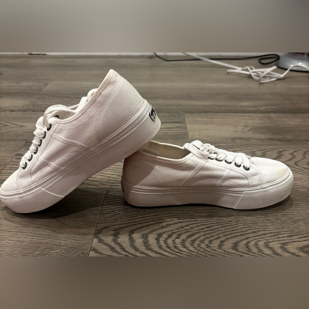 Superga Classic White Canvas Sneakers Women’s Size 8